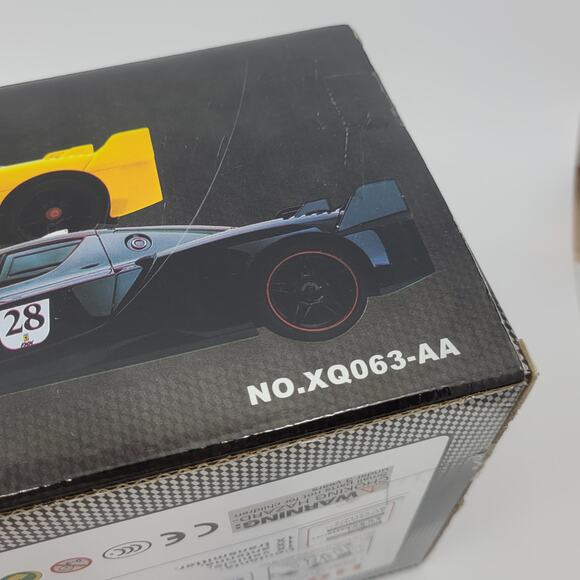 XQ Toys 1:18 Scale Radio Control Model Car Ferrari FXX Red. New, sealed - Picture 7 of 13